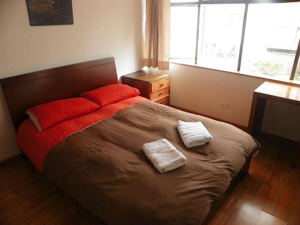 Hostal La Pinta Μπογκοτά Εξωτερικό φωτογραφία