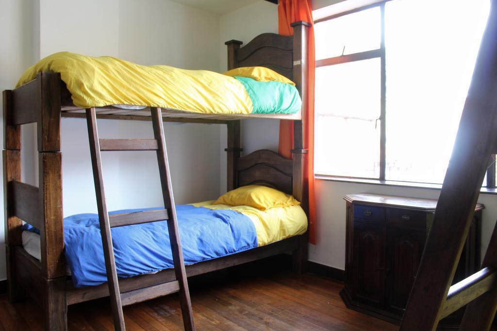 Hostal La Pinta Μπογκοτά Εξωτερικό φωτογραφία