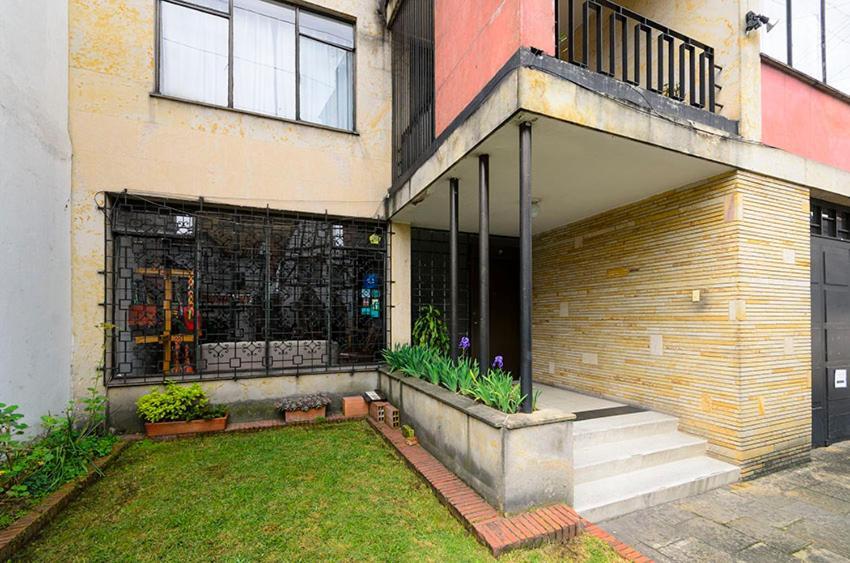 Hostal La Pinta Μπογκοτά Εξωτερικό φωτογραφία