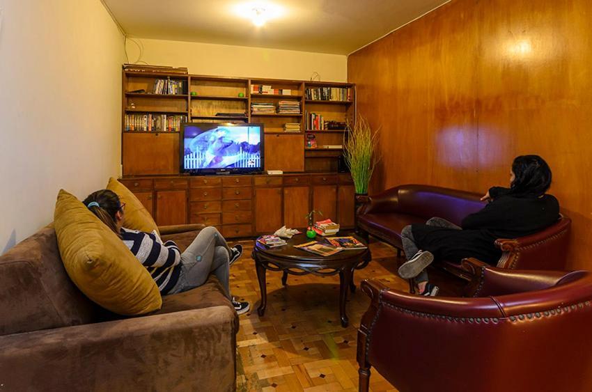 Hostal La Pinta Μπογκοτά Εξωτερικό φωτογραφία